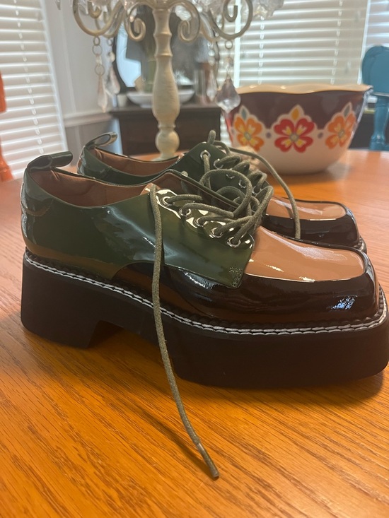Jeffrey Campbell Shoes - Jeffrey Campbell Book Platform Apron Toe Derby Green Tan Patent Leather Loafers